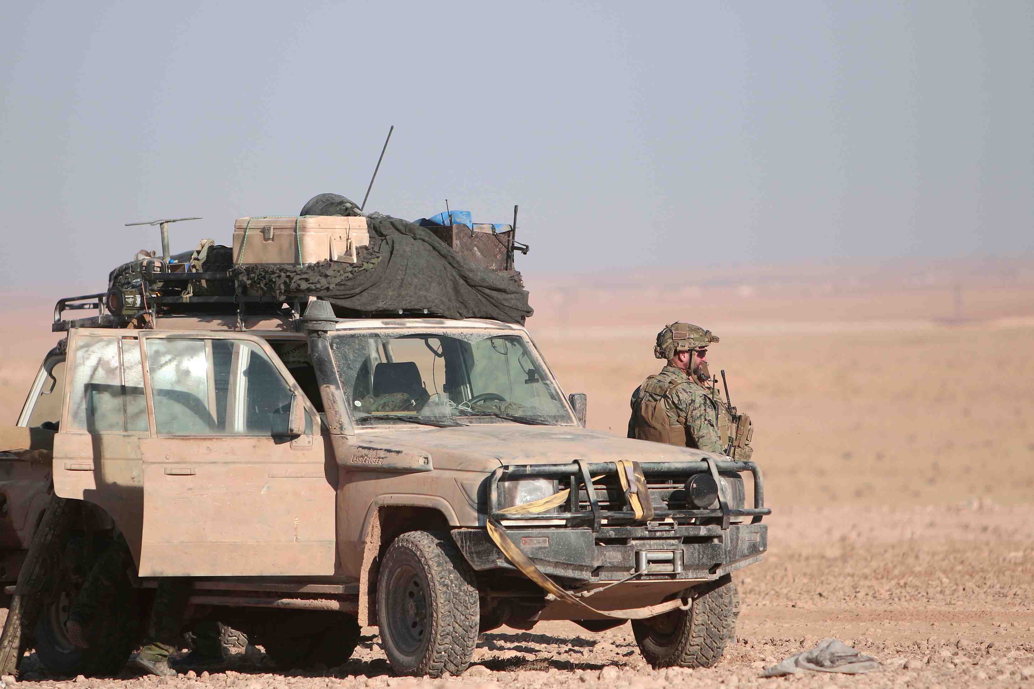 Trump annonce la defaite de l'ei en syrie, retrait total des troupes us a l'etude selon des sources