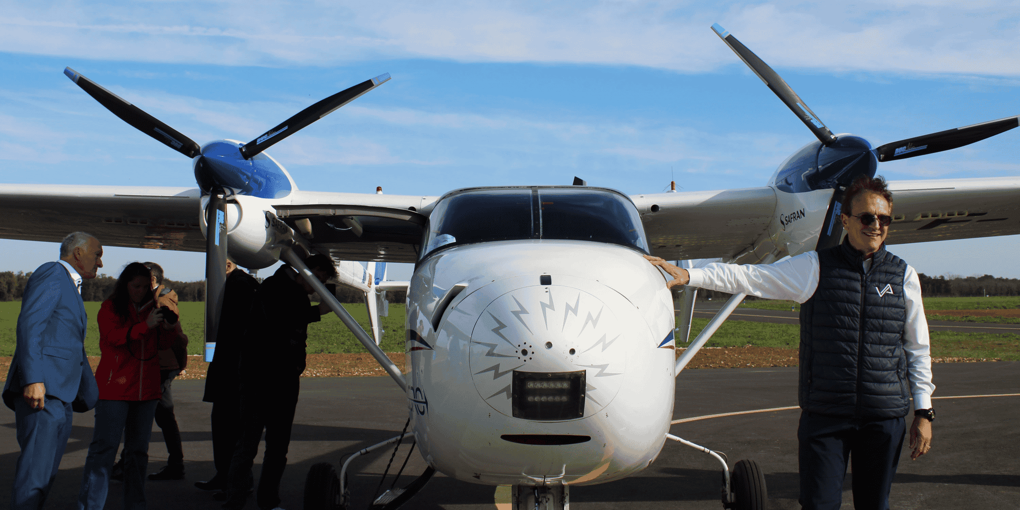 Le prototype du Cassio 330 développé par Voltaero préfigure l'avion régional léger.