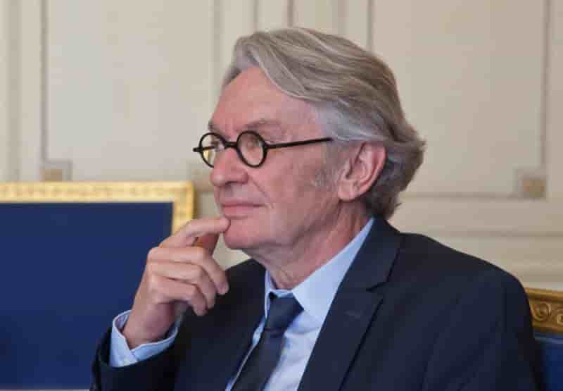 Mailly defend son bilan devant la base divisee de force ouvriere