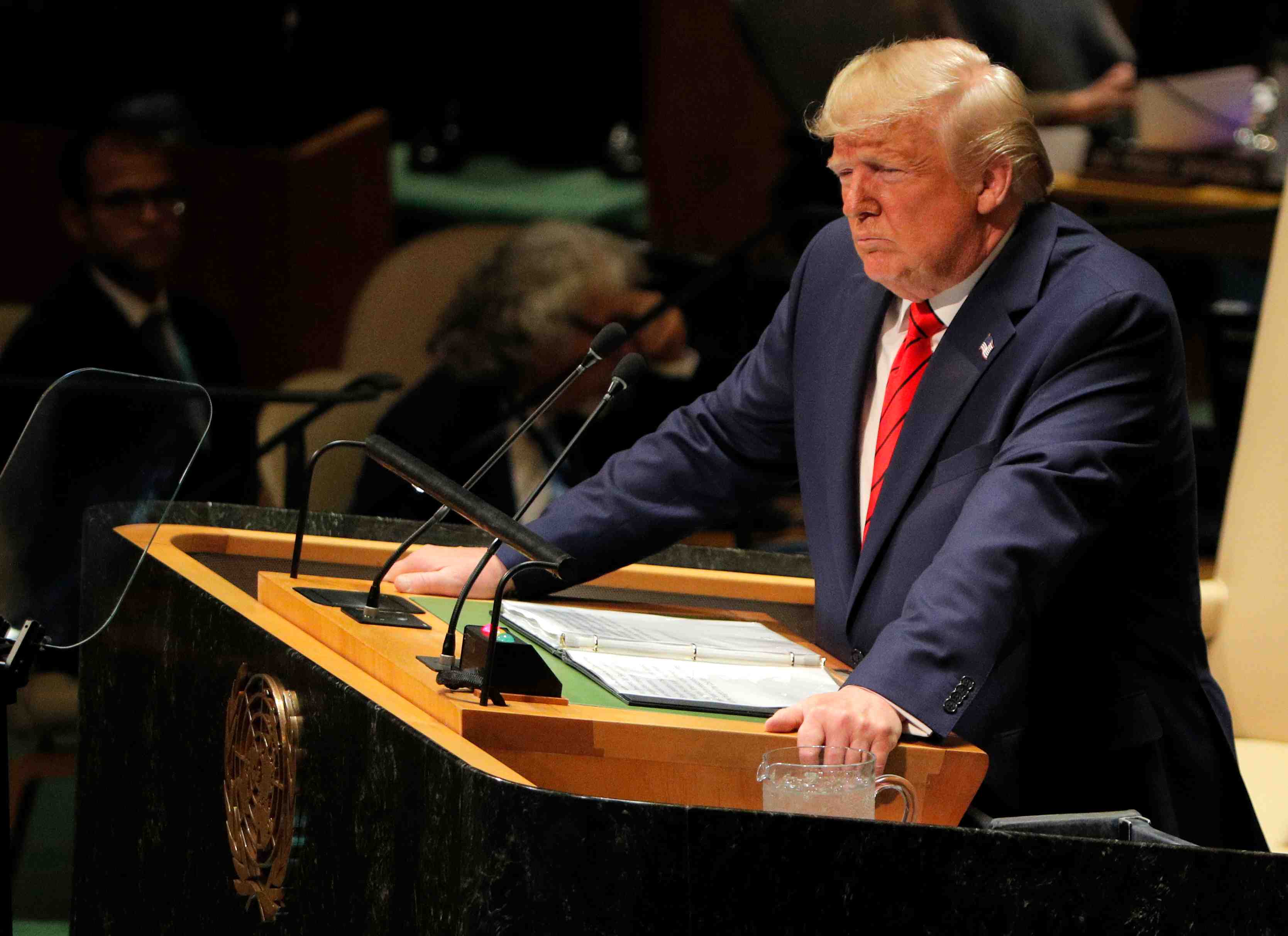 Commerce: trump fustige la chine, mais croit toujours a un accord