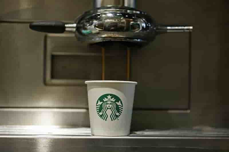 Resultats en demi-teinte pour starbucks