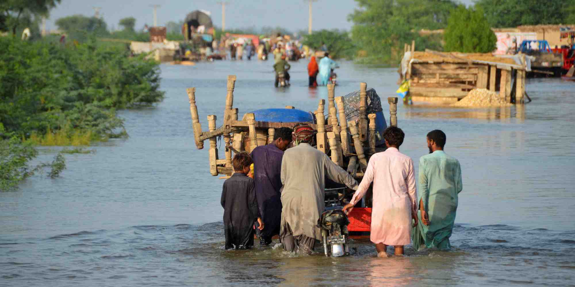 Pakistan: au moins 10 milliards de dollars de pertes a cause des inondations