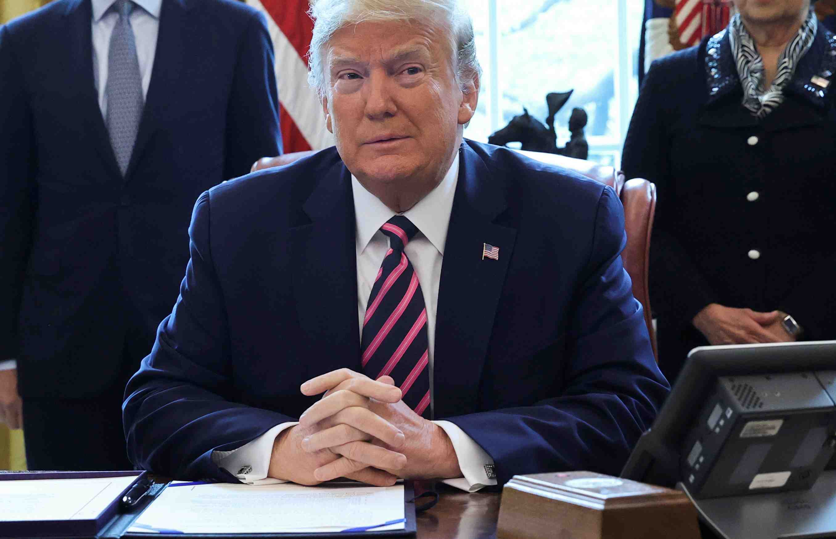 Trump promulgue le nouveau plan de soutien a l'economie americaine