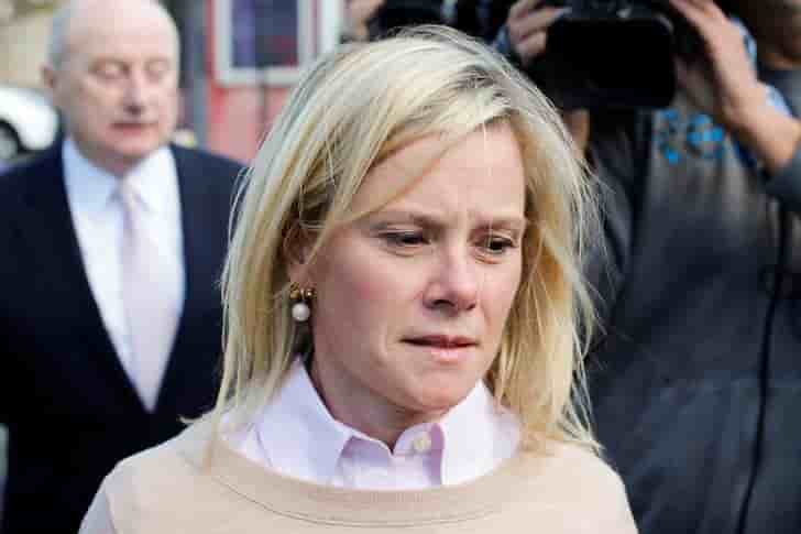 La justice condamne deux proches de christie, allie de trump