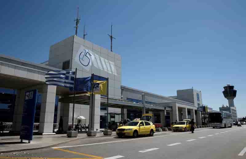 La grece accepte une offre amelioree sur l'aeroport d'athenes