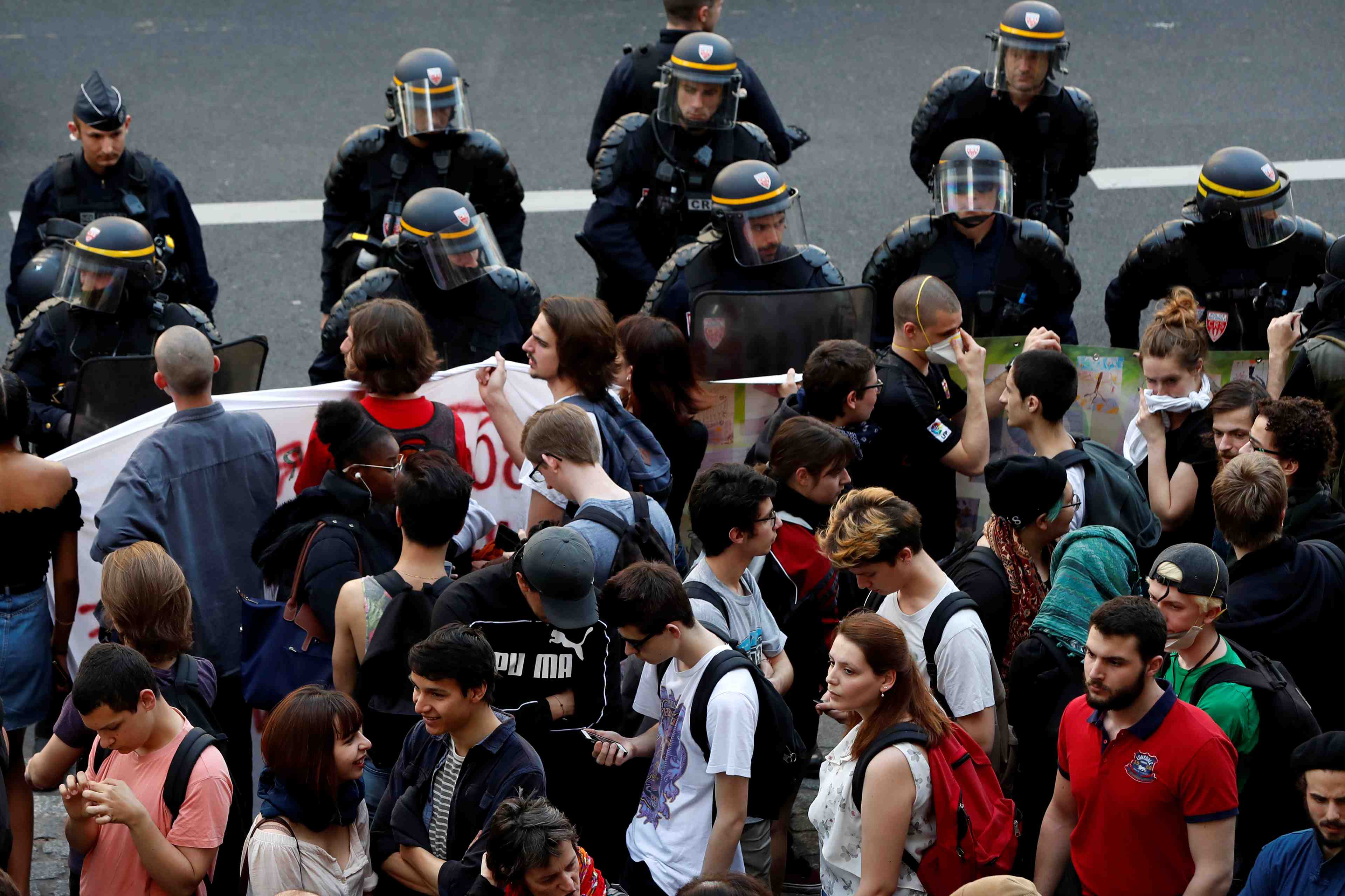 Universites: la police evacue le site de censier paris 3
