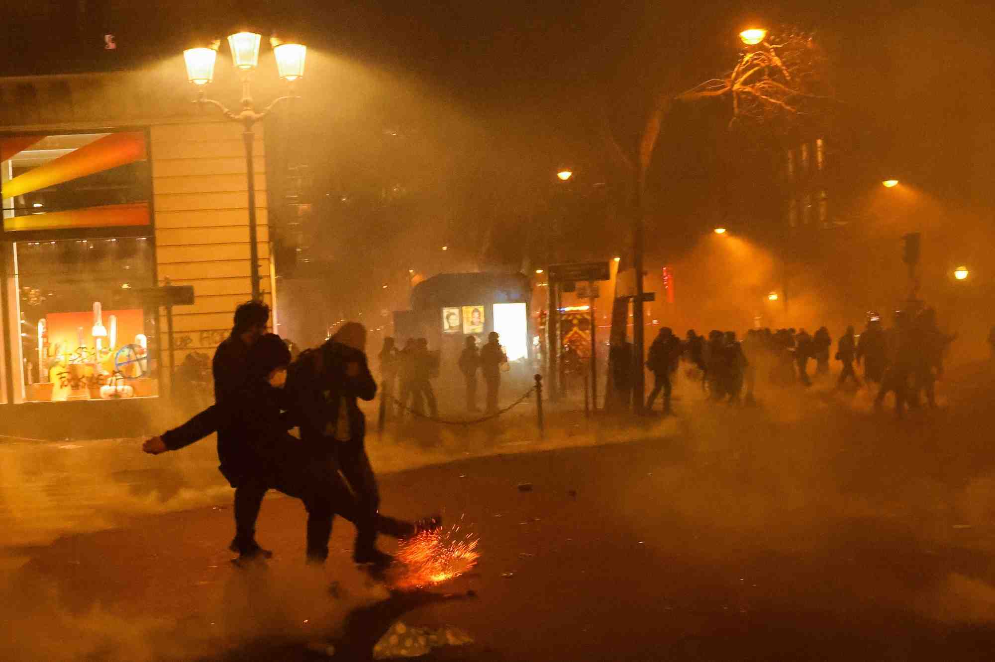 Neuvieme jour de greve nationale et de protestation en france contre la reforme des retraites