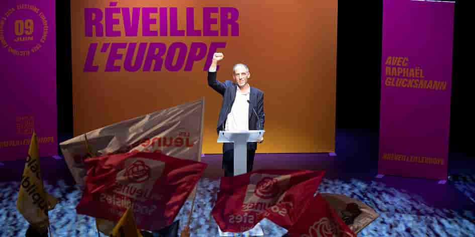 Raphaël Glucksmann en meeting mercredi à Rouen.