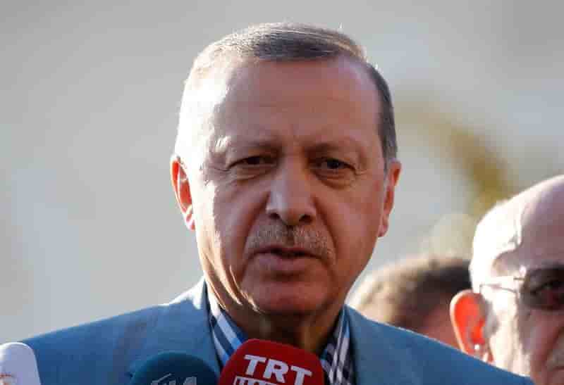 Erdogan denonce la fourniture d'armes americaines aux kurdes