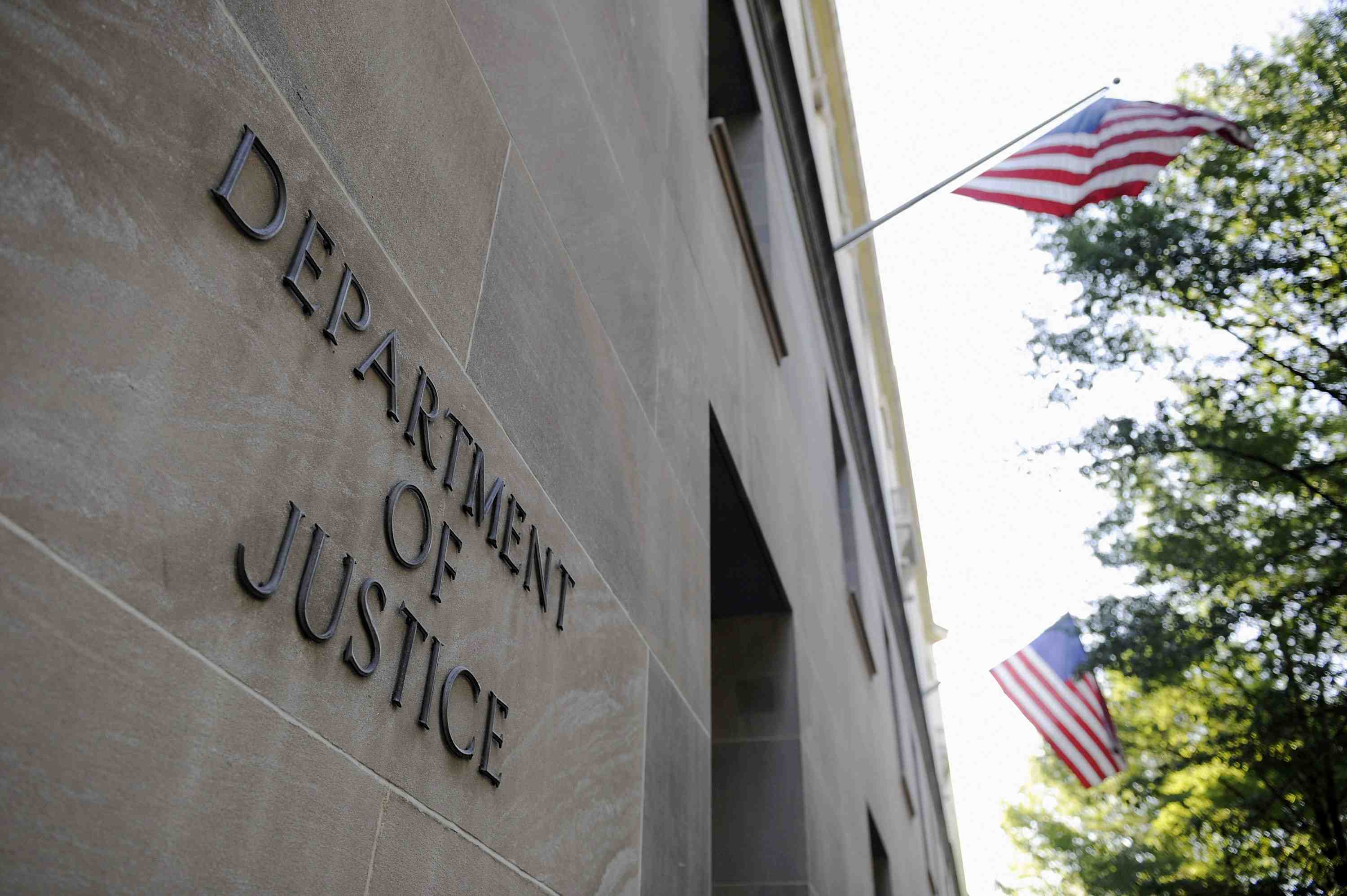 Le doj va porter plainte pour bloquer la fusion at&t-time warner, selon des sources