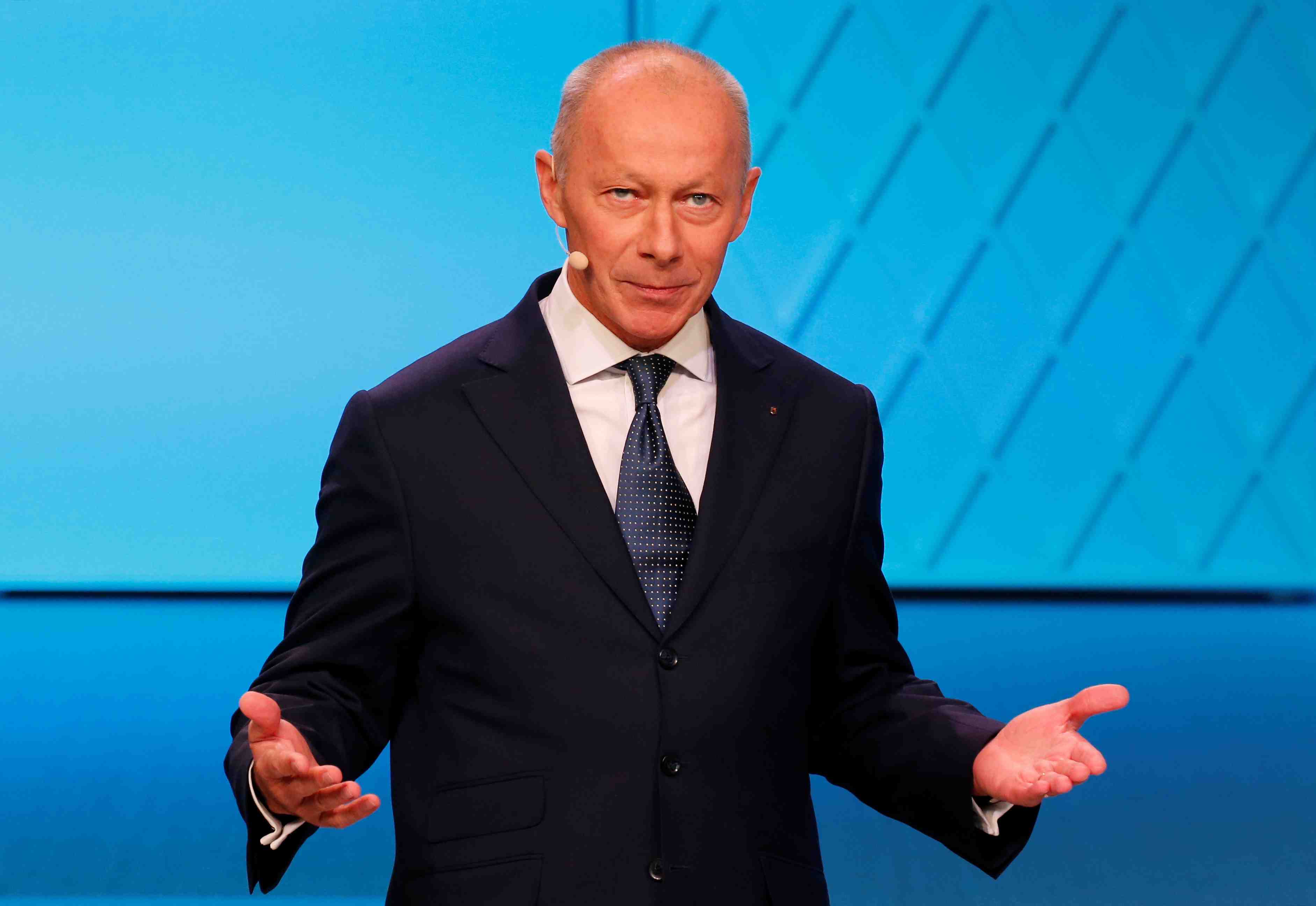 Renault: bollore president de rnbv, ghosn reste administrateur