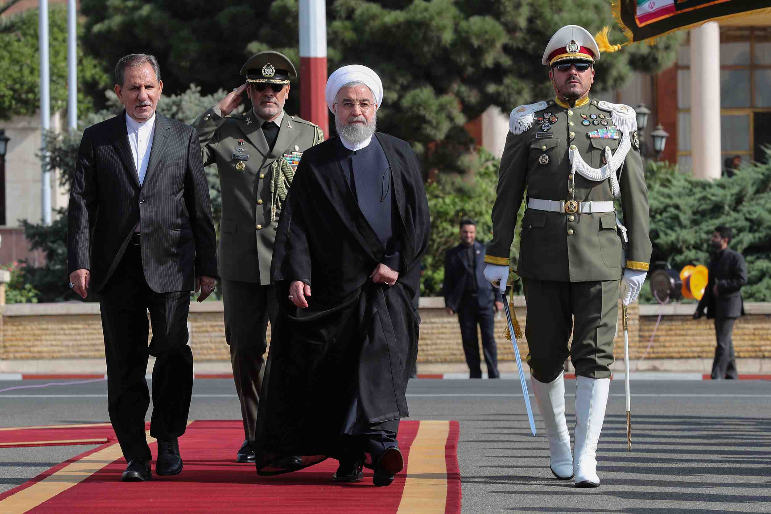 Nucleaire: rohani ouvert a des discussions si trump leve les sanctions
