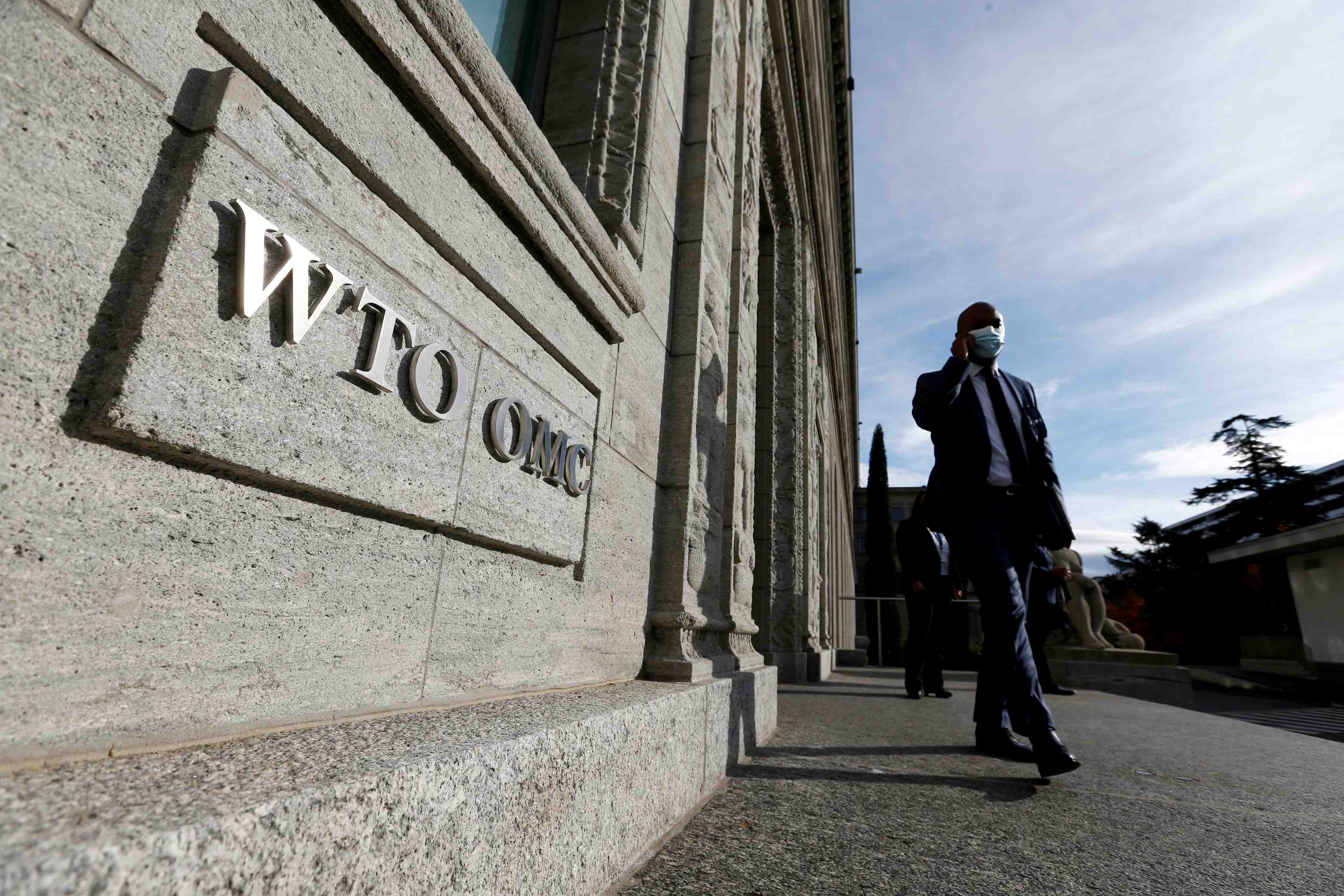 L'omc echoue a convenir d'un accord pour reduire la surpeche d'ici la fin de l'annee