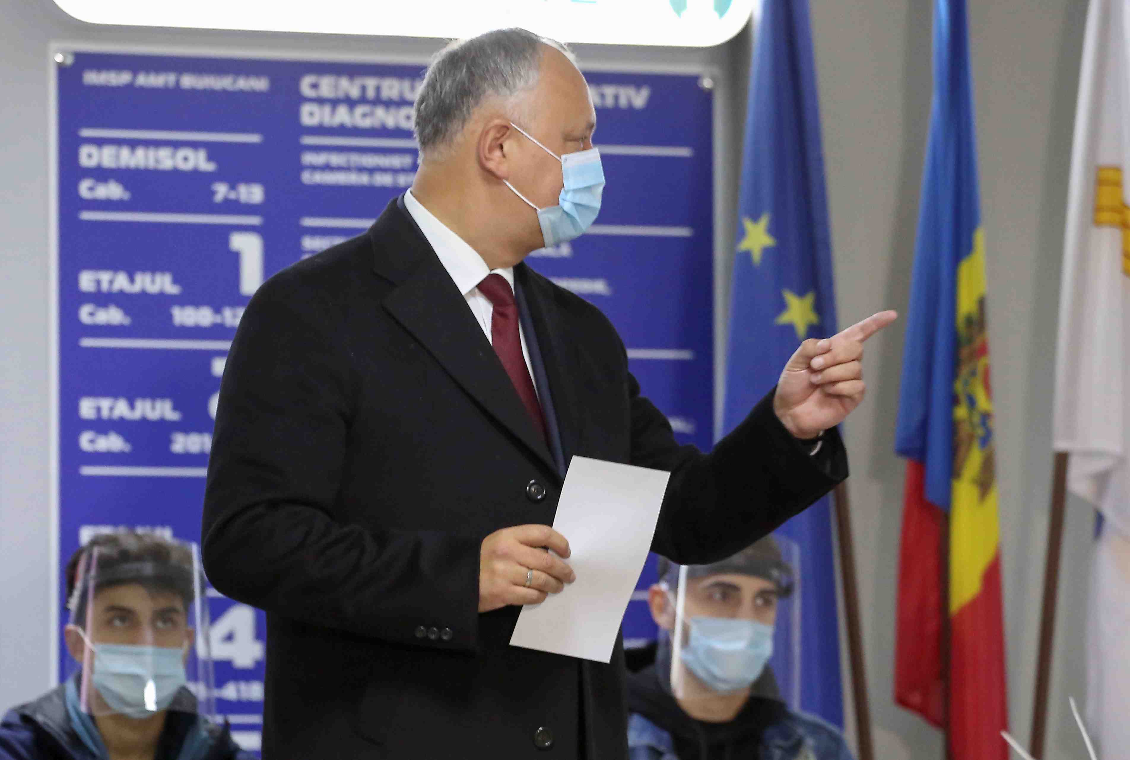 Moldavie: le president sortant, pro-moscou, en quete d'un second mandat