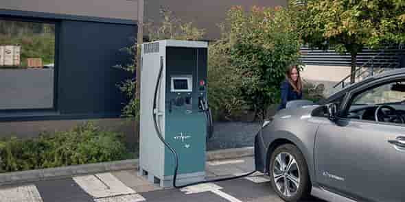 IES Synergy lance la Keywatt 50, station 50 kW