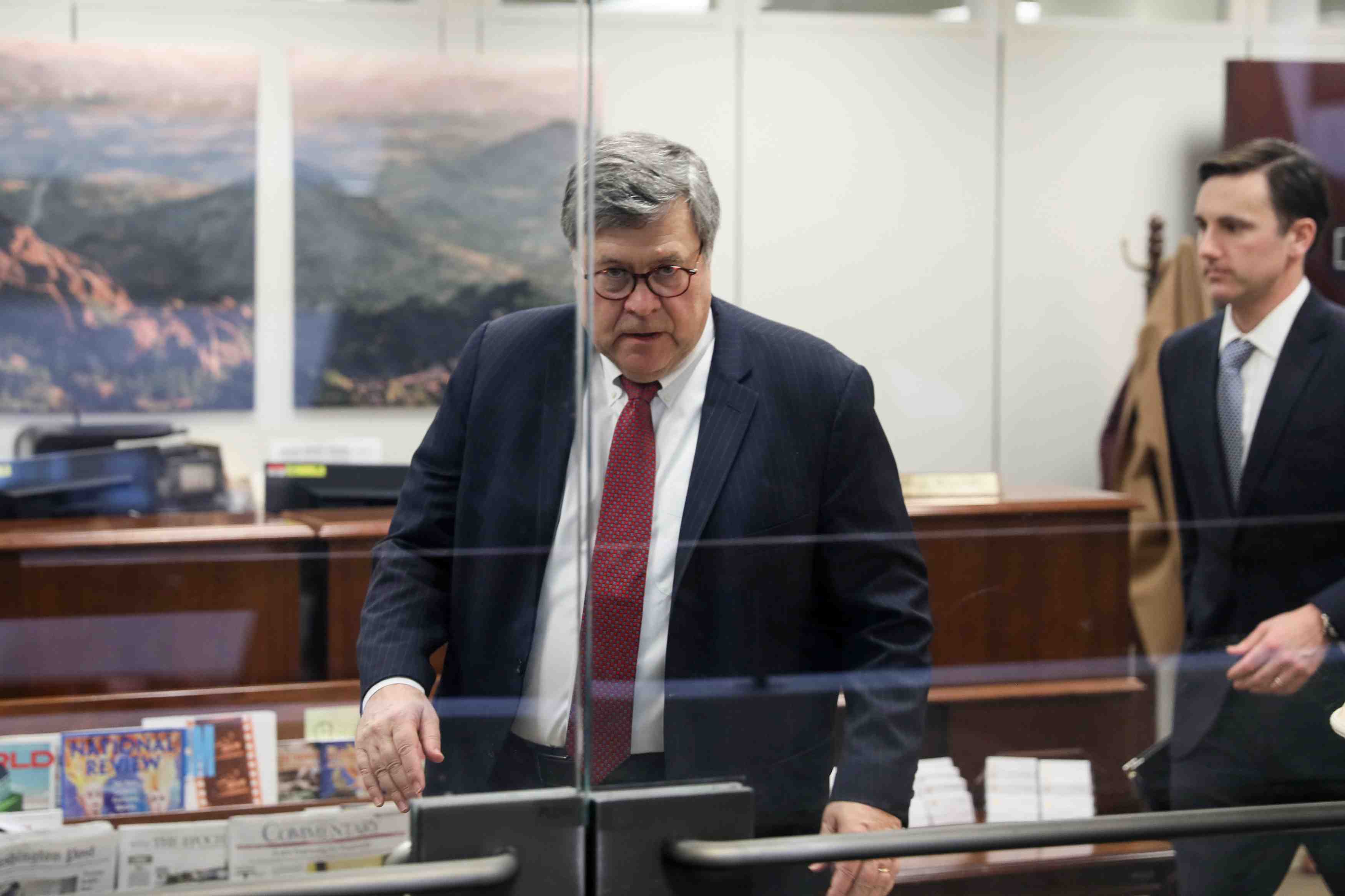 Le senat us enterine la nomination de william barr au departement de la justice