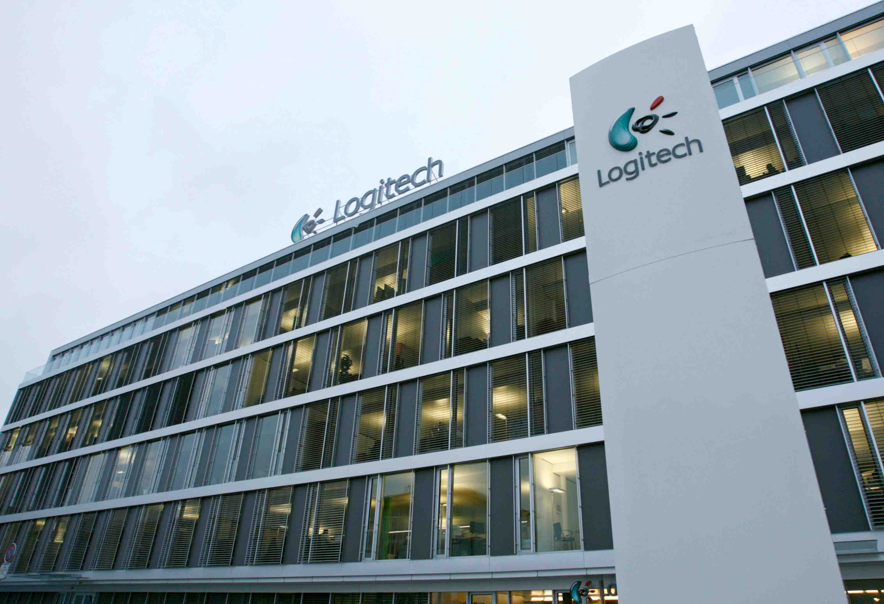 Logitech met fin aux discussions en vue d'un rachat de plantronics