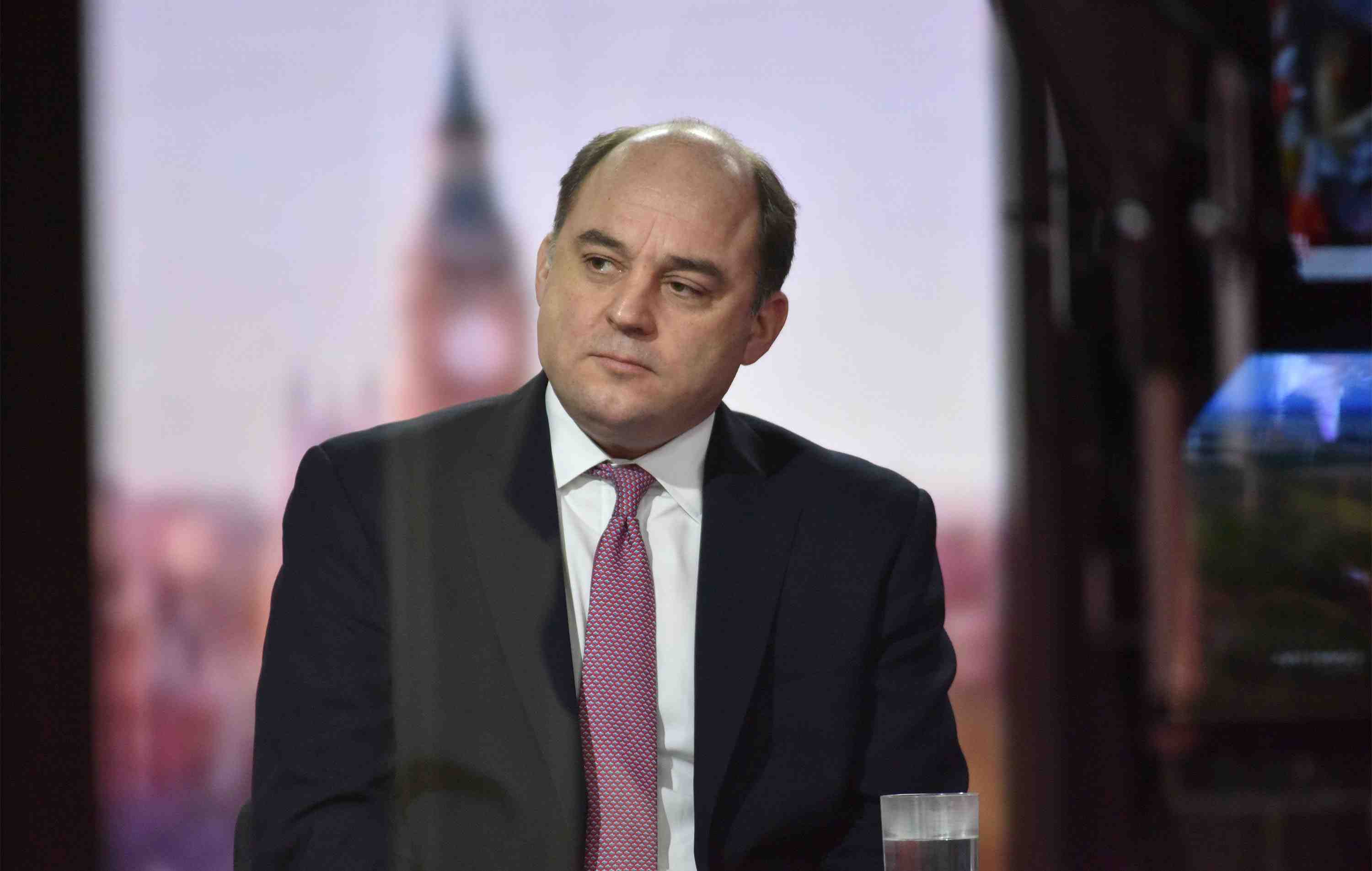La gb dit avoir effectue des frappes contre des militants de l'ei en irak le mois dernier