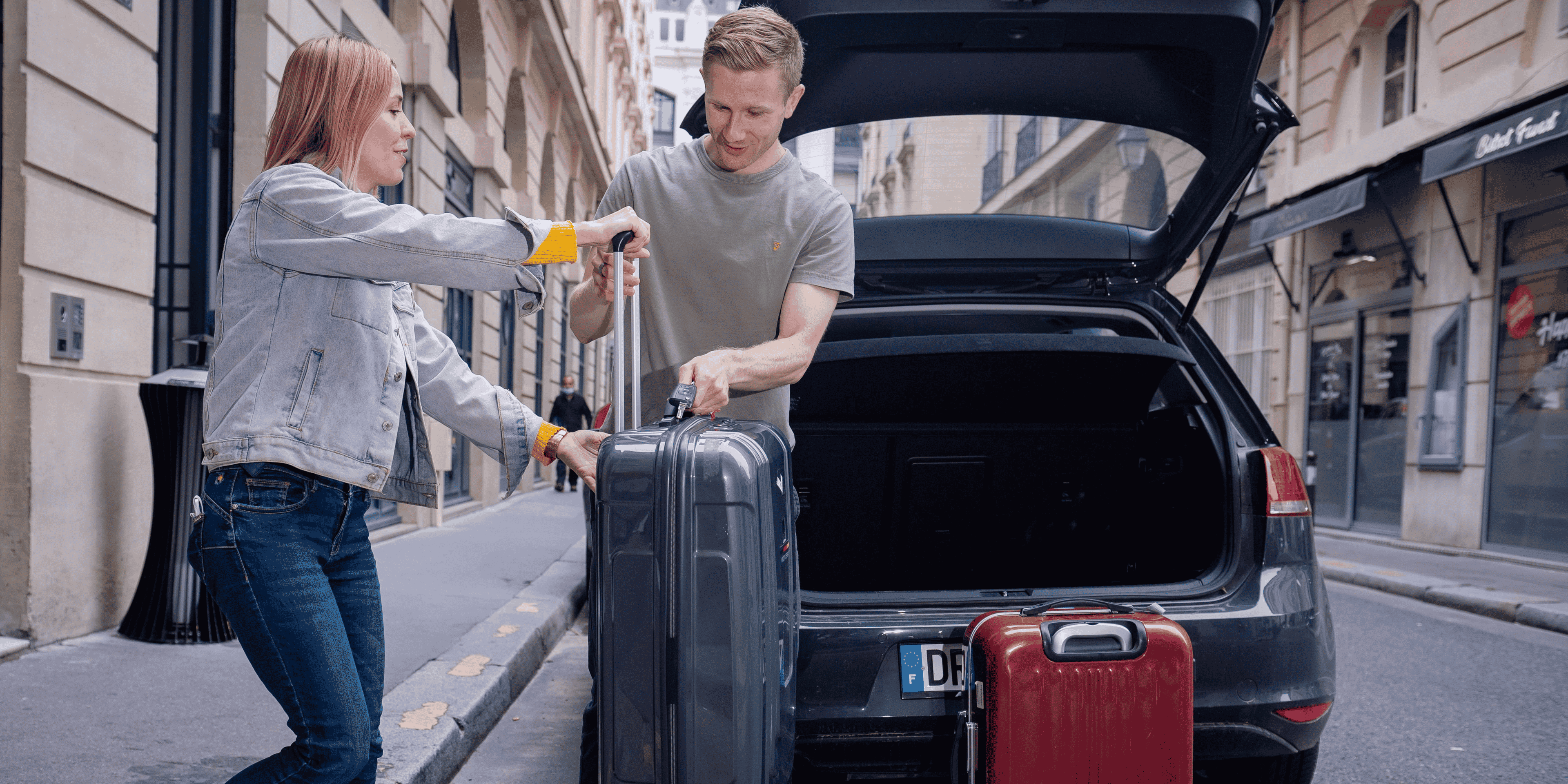 Pour un Lyon-Annecy, un conducteur peut récupérer 10 euros par passager, pour un Lyon-Paris 28 euros selon BlaBlaCar.
