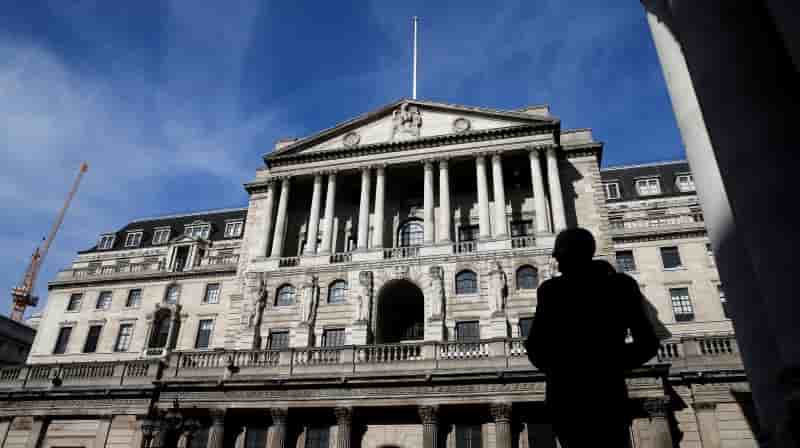 La banque d'angleterre vigilante sur le deficit des comptes courants britanniques