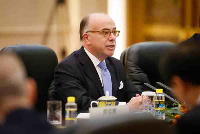 Cazeneuve vendredi en grece