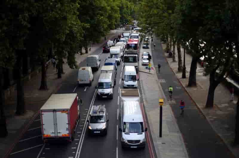 Londres alignera la regulation de l'automobile sur celle de l'ue
