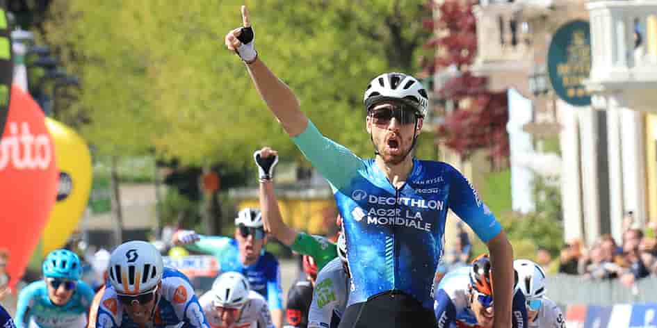 Aurélien Paret-Peintre, le 19 avril lors de la dernière étape du Tour des Alpes.