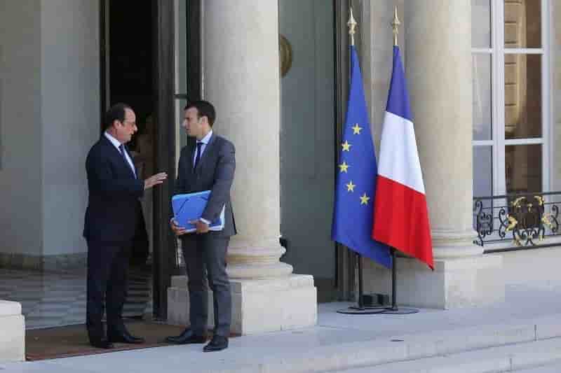 Un hollande "tres courageux" peut gagner en 2017, dit macron