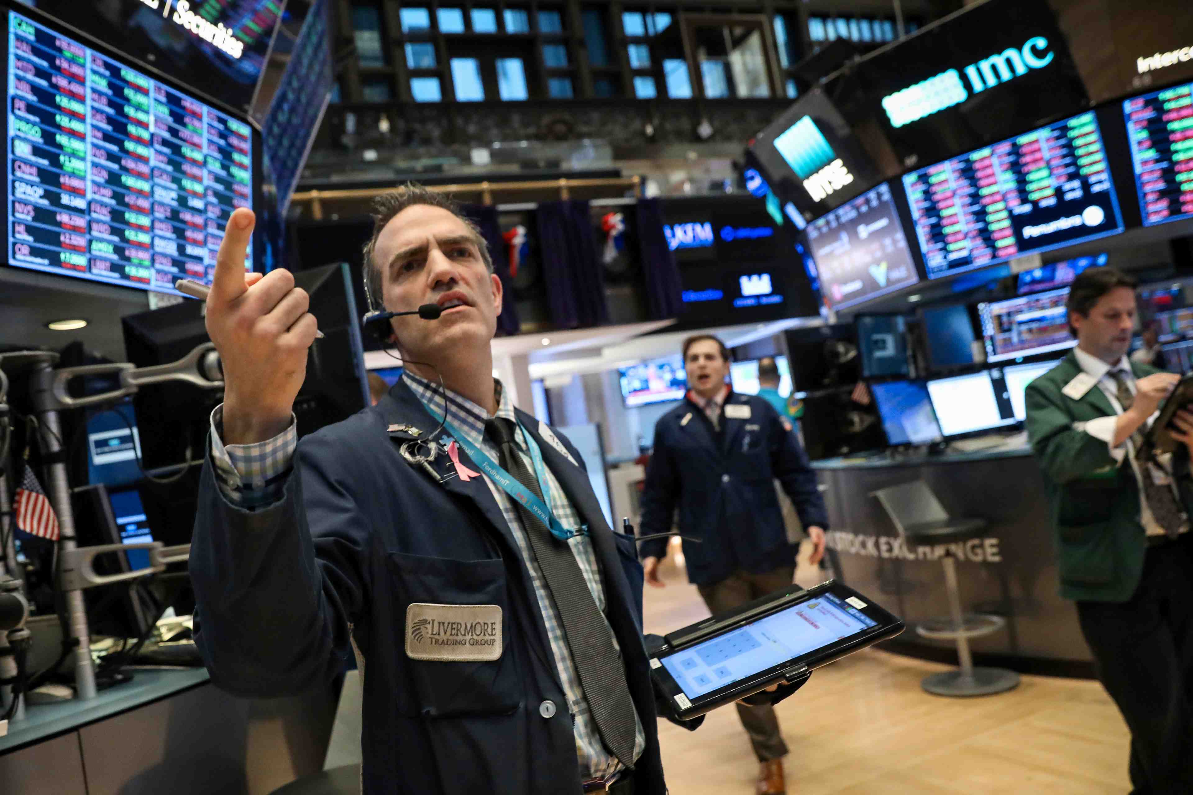 Wall street ouvre en baisse