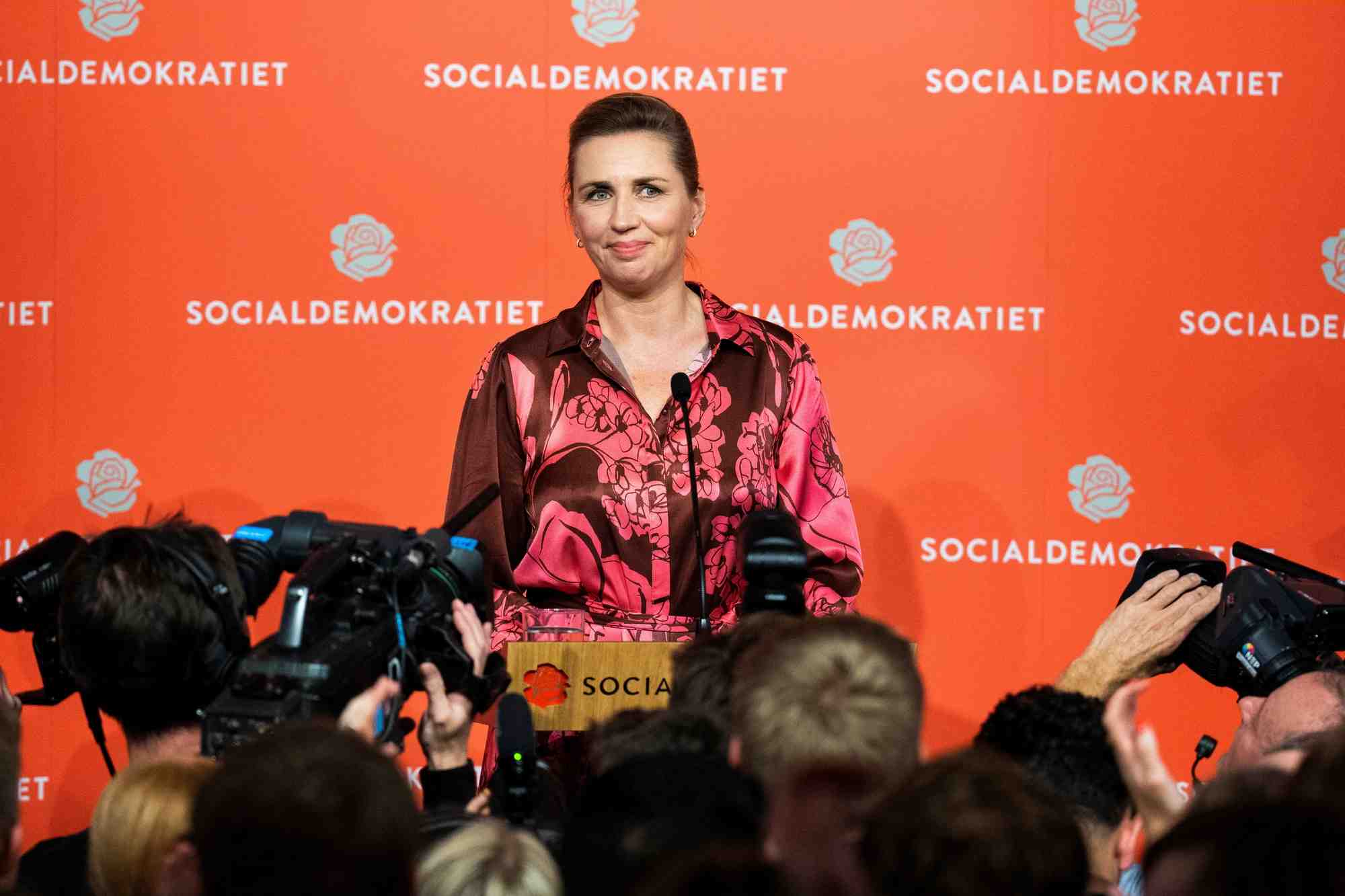 La premiere ministre sortante, la sociale-democrate mette frederiksen au chateau de christiansborg a copenhague