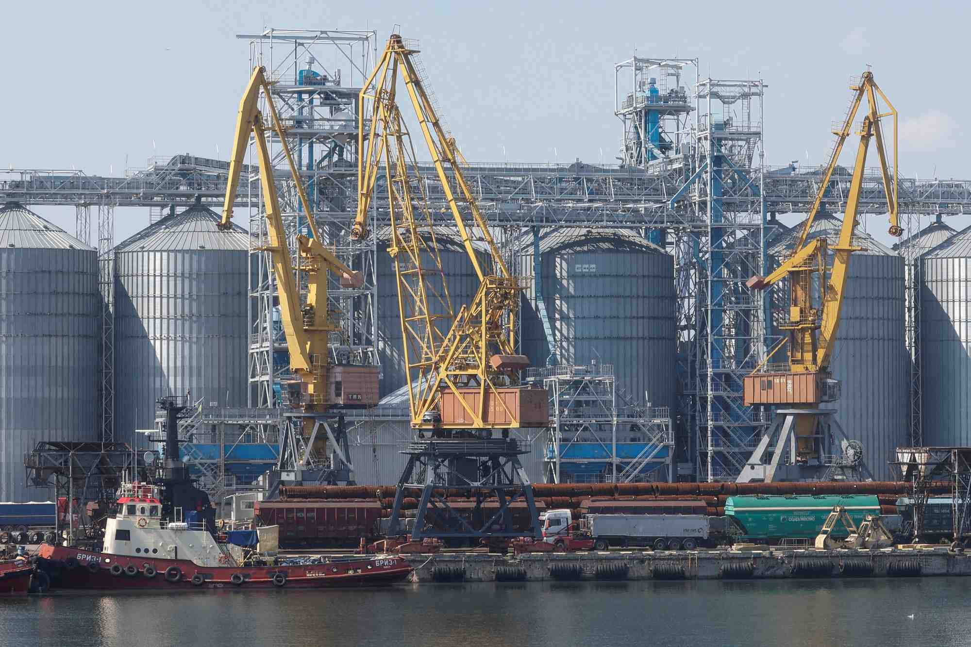 Photo d'archives d'un terminal cerealier dans le port maritime d'odessa