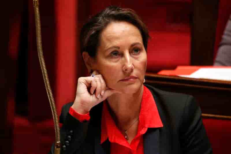 Face à l'UE, Royal précise l'idée de péage aux frontières