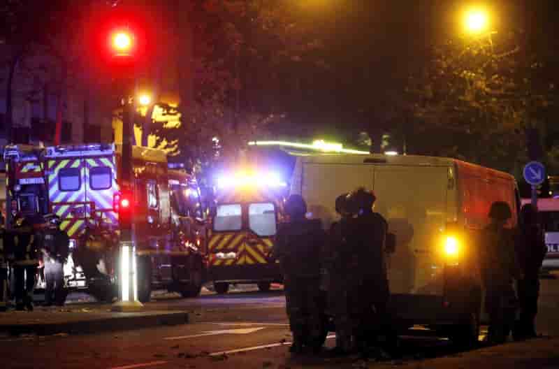 Les medecins des hopitaux militaires rattrapes par la "guerre" apres les attentats de paris