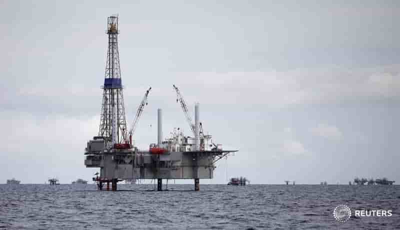 L'offre de l'opep devrait etre excedentaire en 2017