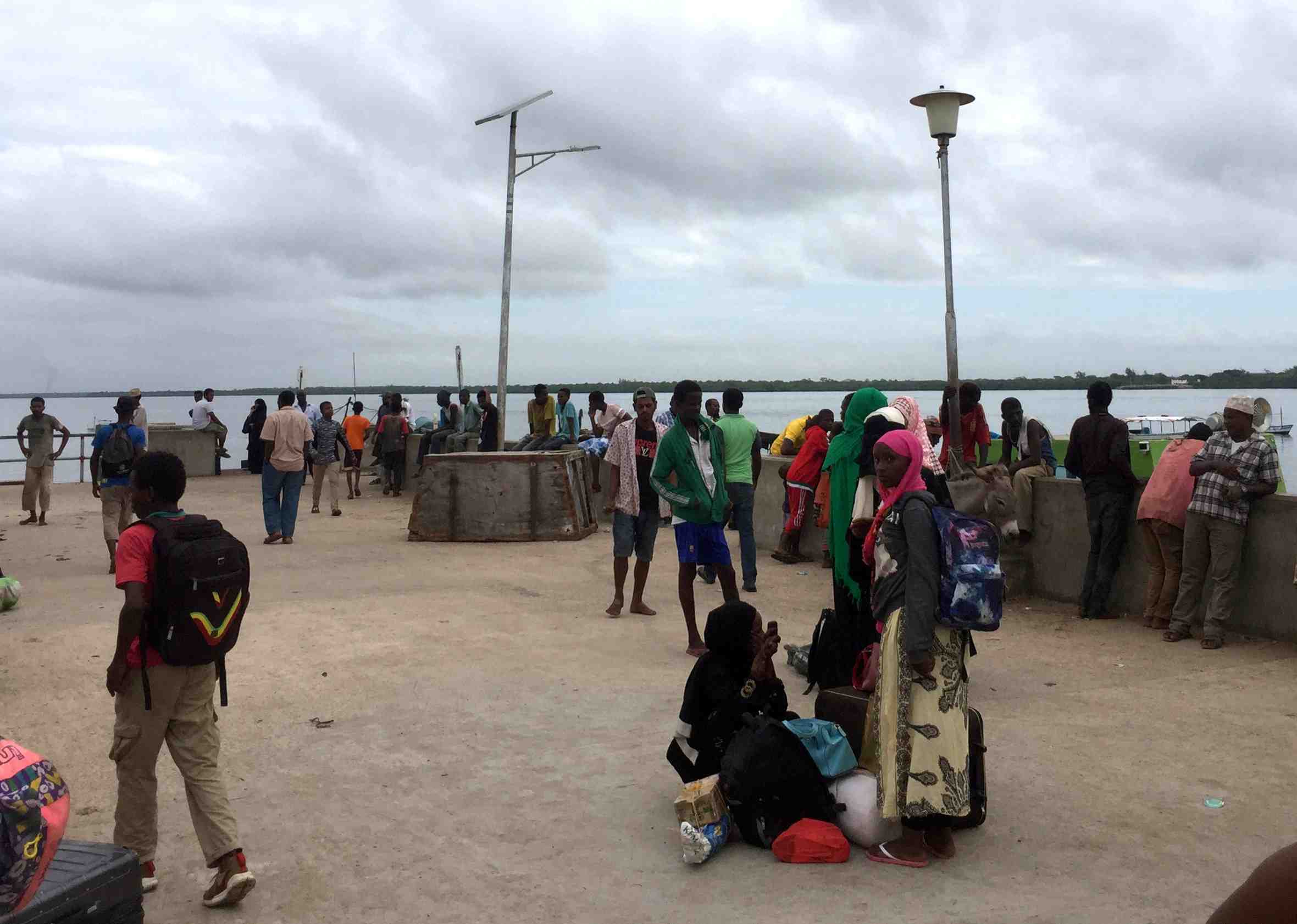 Kenya: le groupe islamiste al chabaab attaque une base militaire