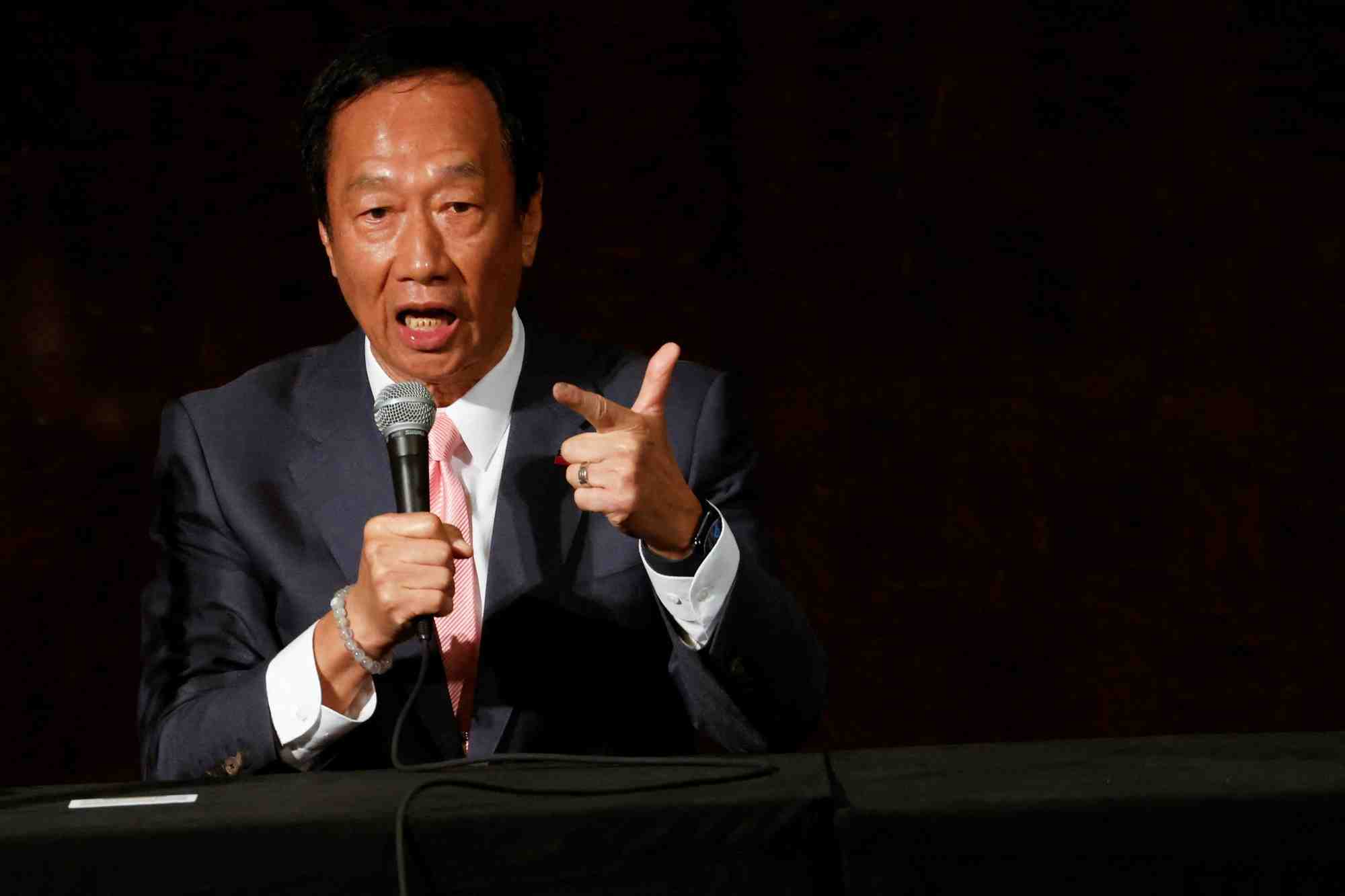 Terry gou, fondateur de foxconn et candidat a la presidence, s'exprime lors d'une conference de presse a taipei