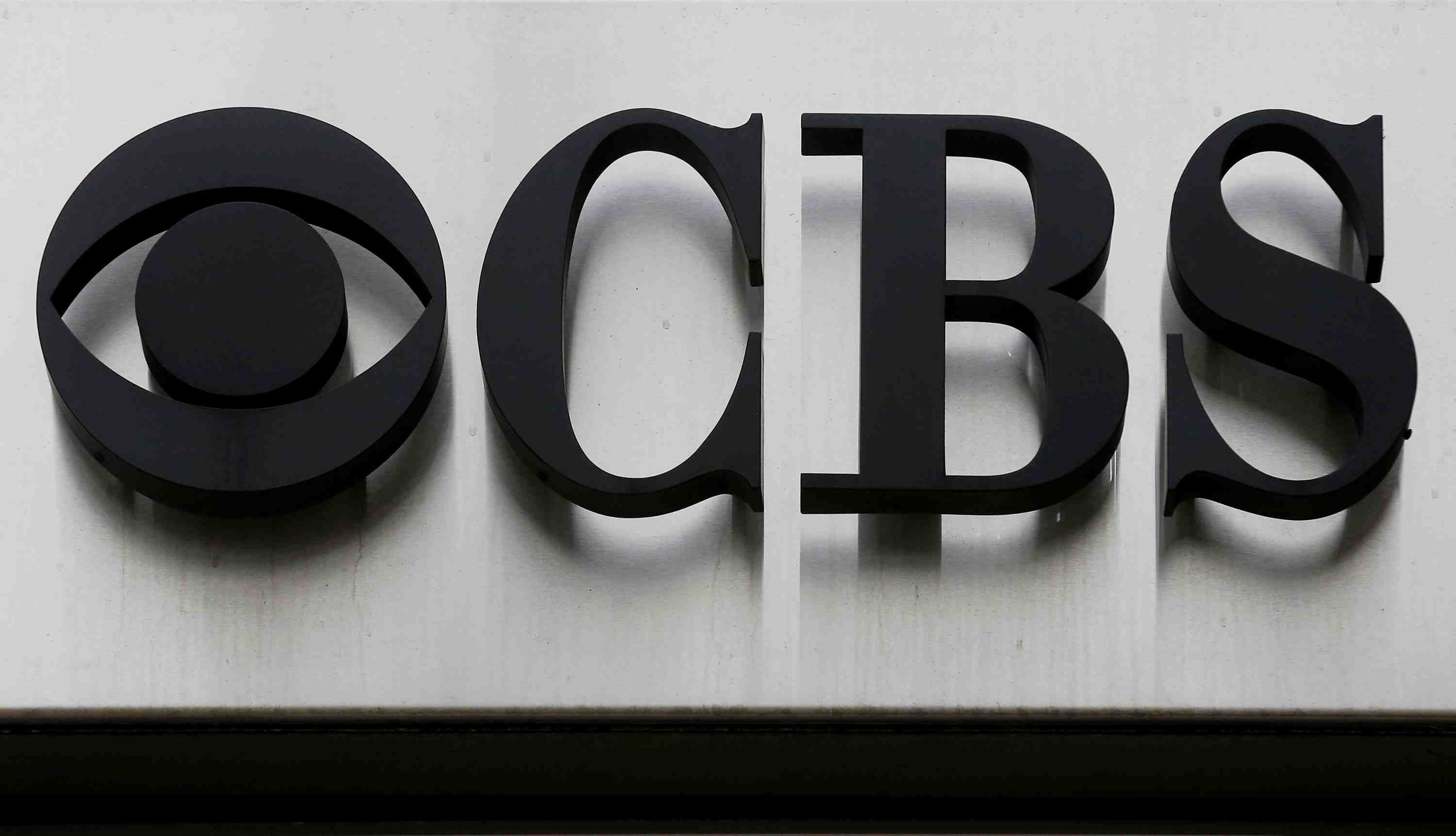 Viacom et cbs pourraient rediscuter fusion, les titres grimpent