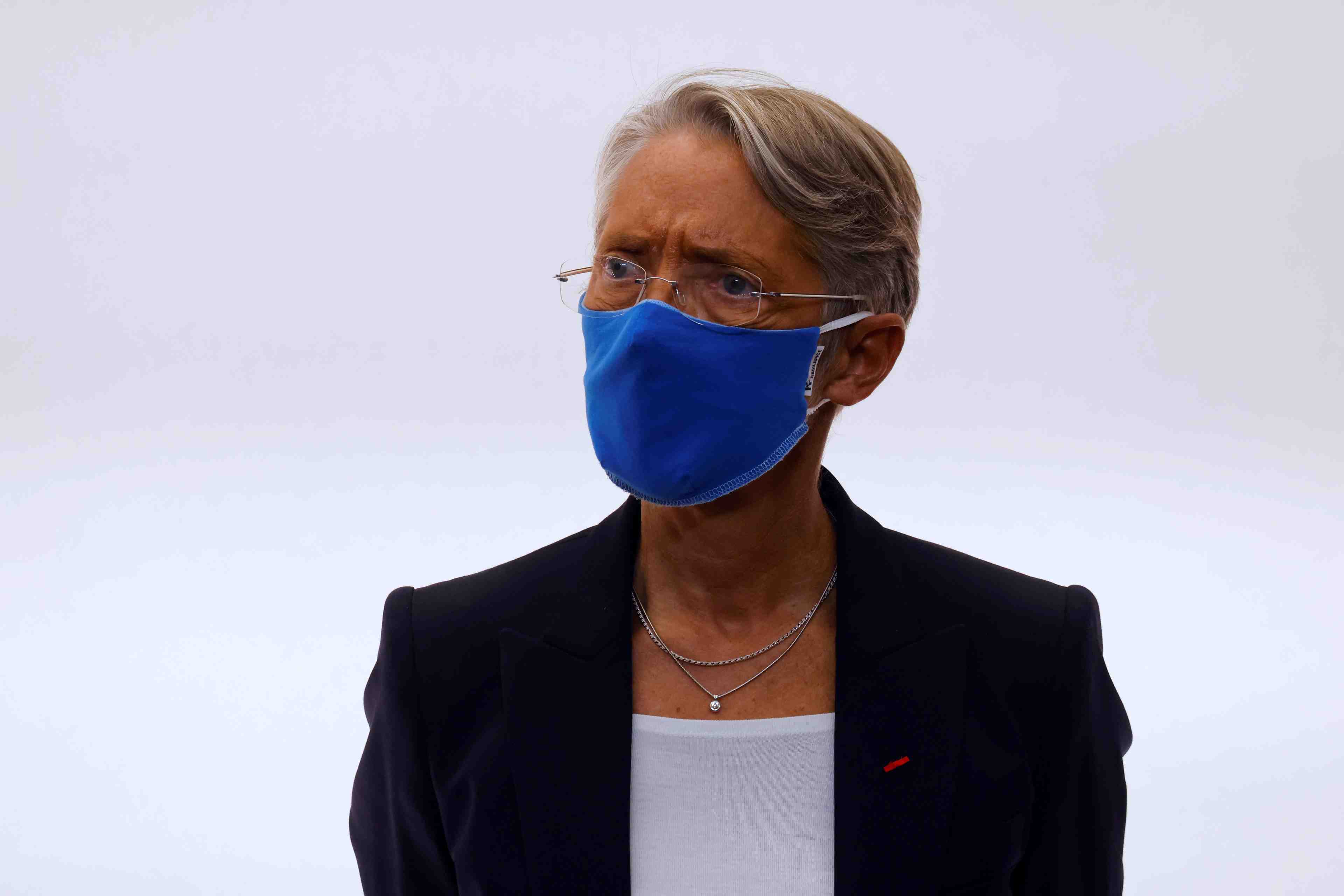 Pas de coup de pouce sur le smic, preconise un groupe d'experts, selon les medias