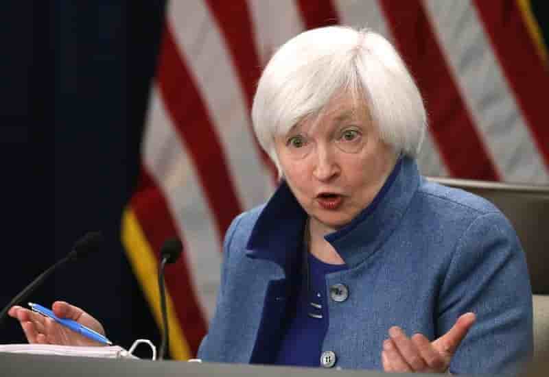 Yellen juge "imprudent" de laisser l'economie s'"echauffer"
