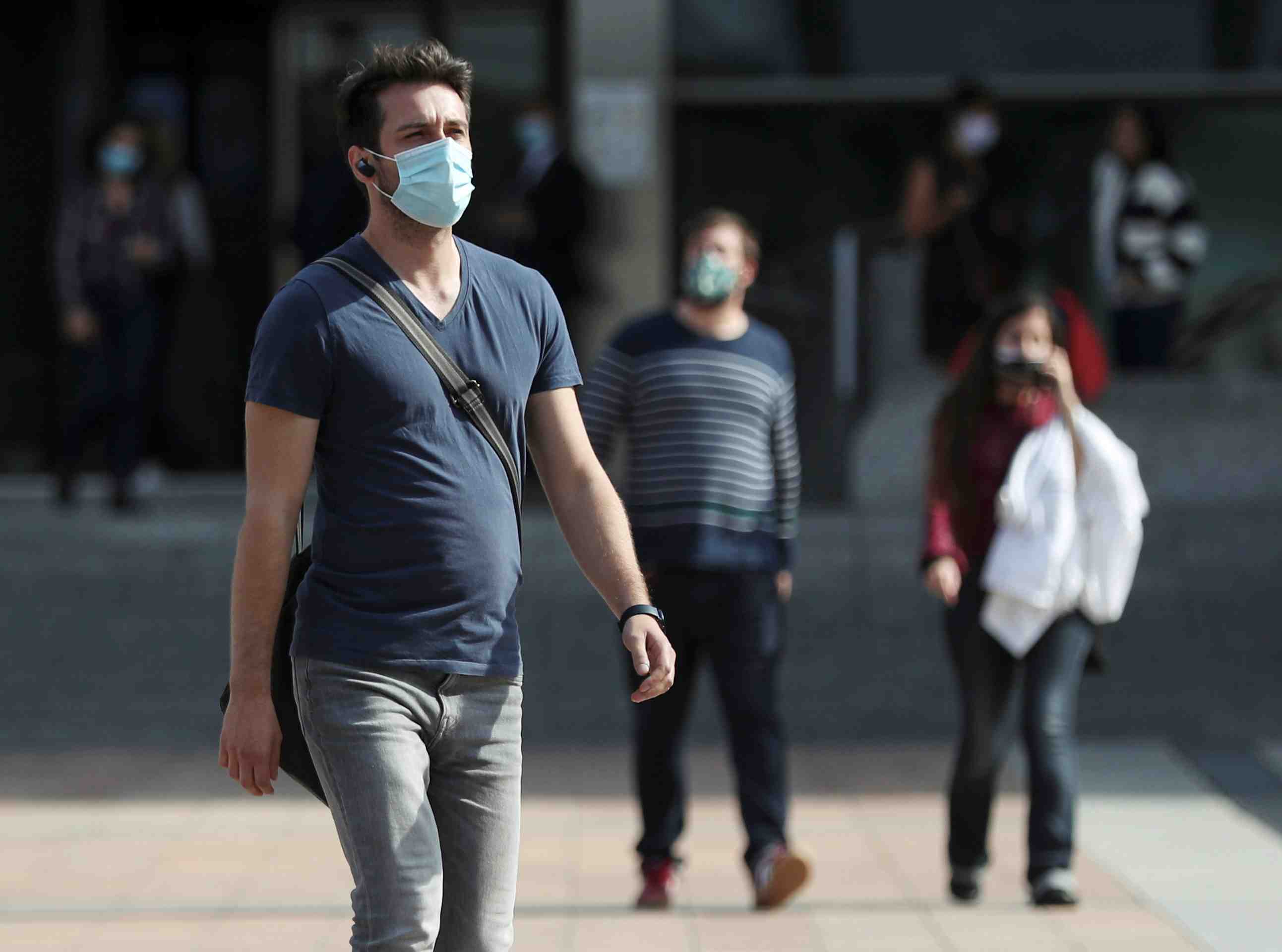 Coronavirus: la belgique assouplit les regles sur le masque et la quarantaine