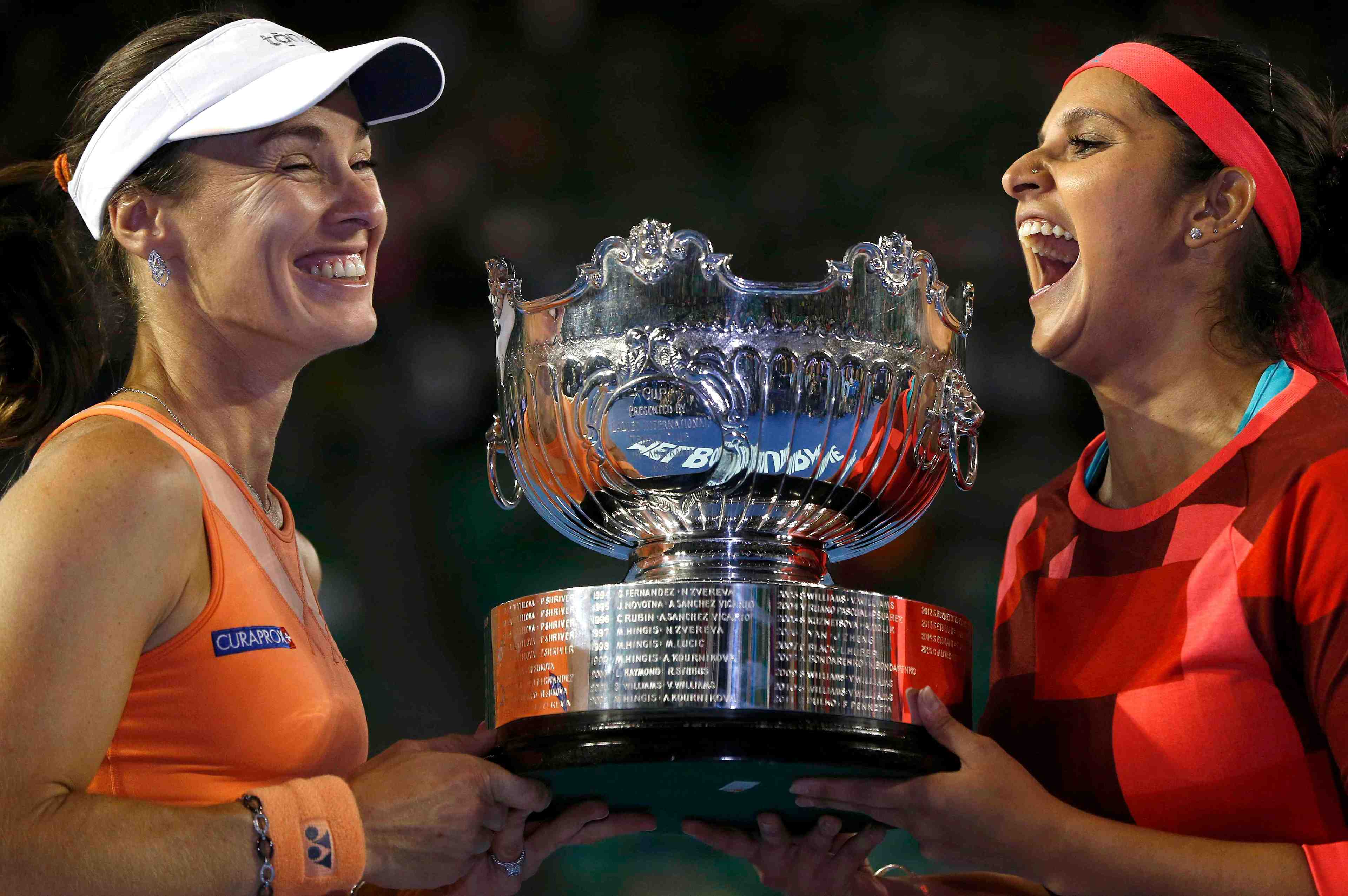 Hingis et mirza inarretables en double
