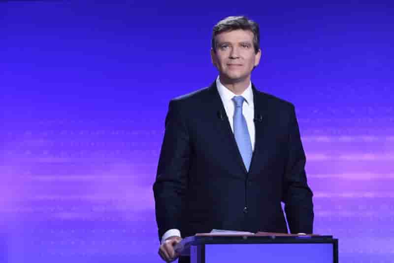 Les candidats a la primaire considerent les menaces de trump