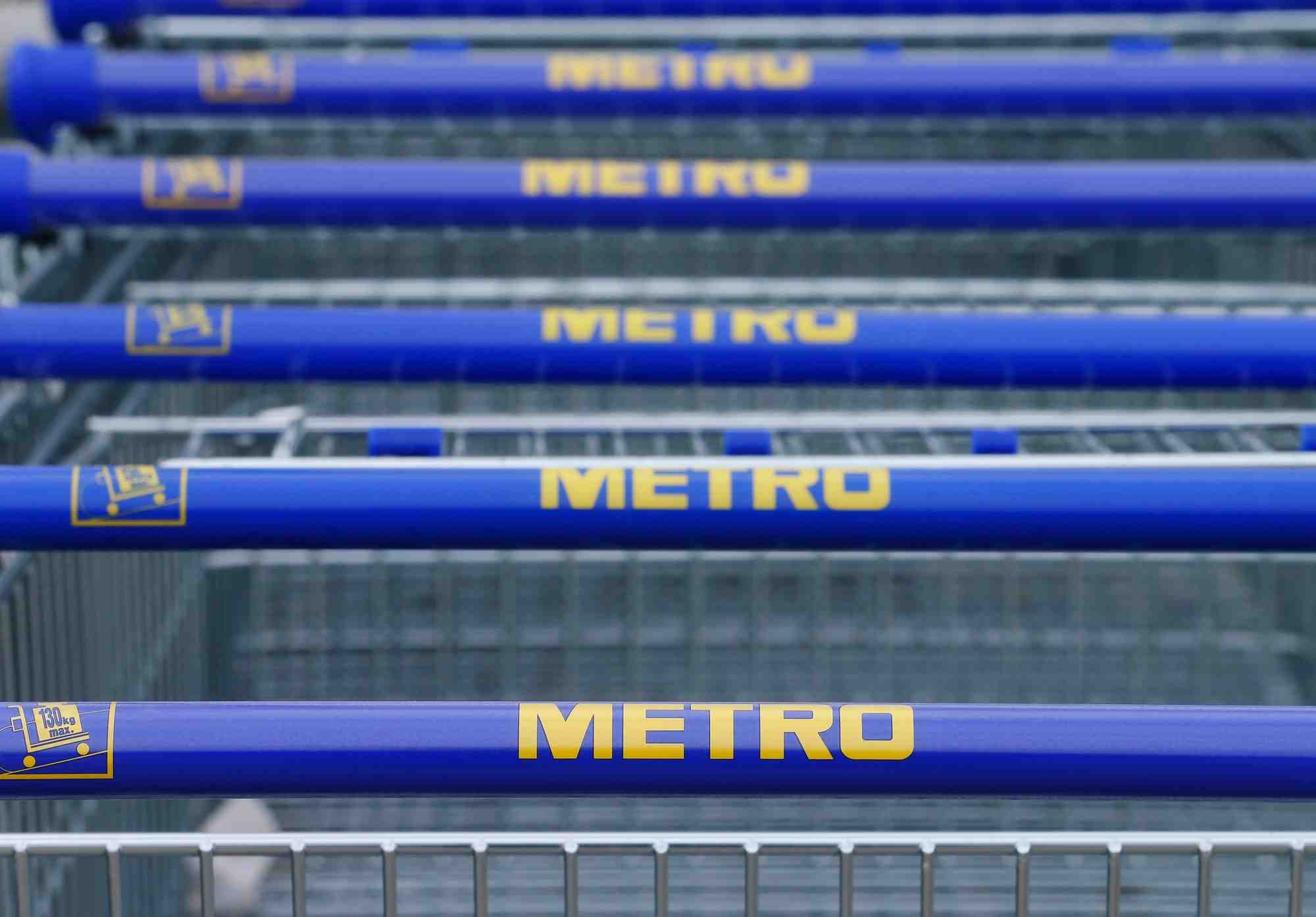 Les logos du detaillant allemand metro
