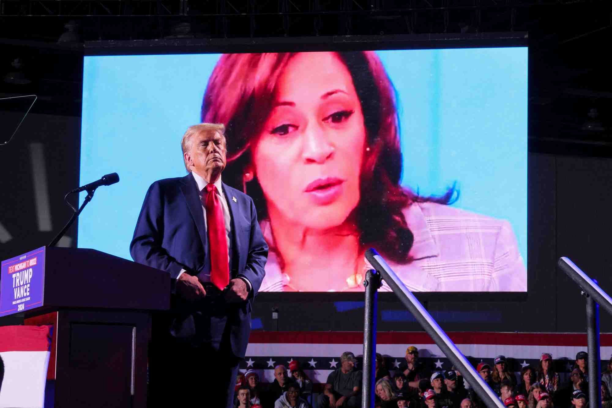 Le candidat republicain a l'election presidentielle, l'ancien president des etats-unis donald trump, fait campagne dans le michigan