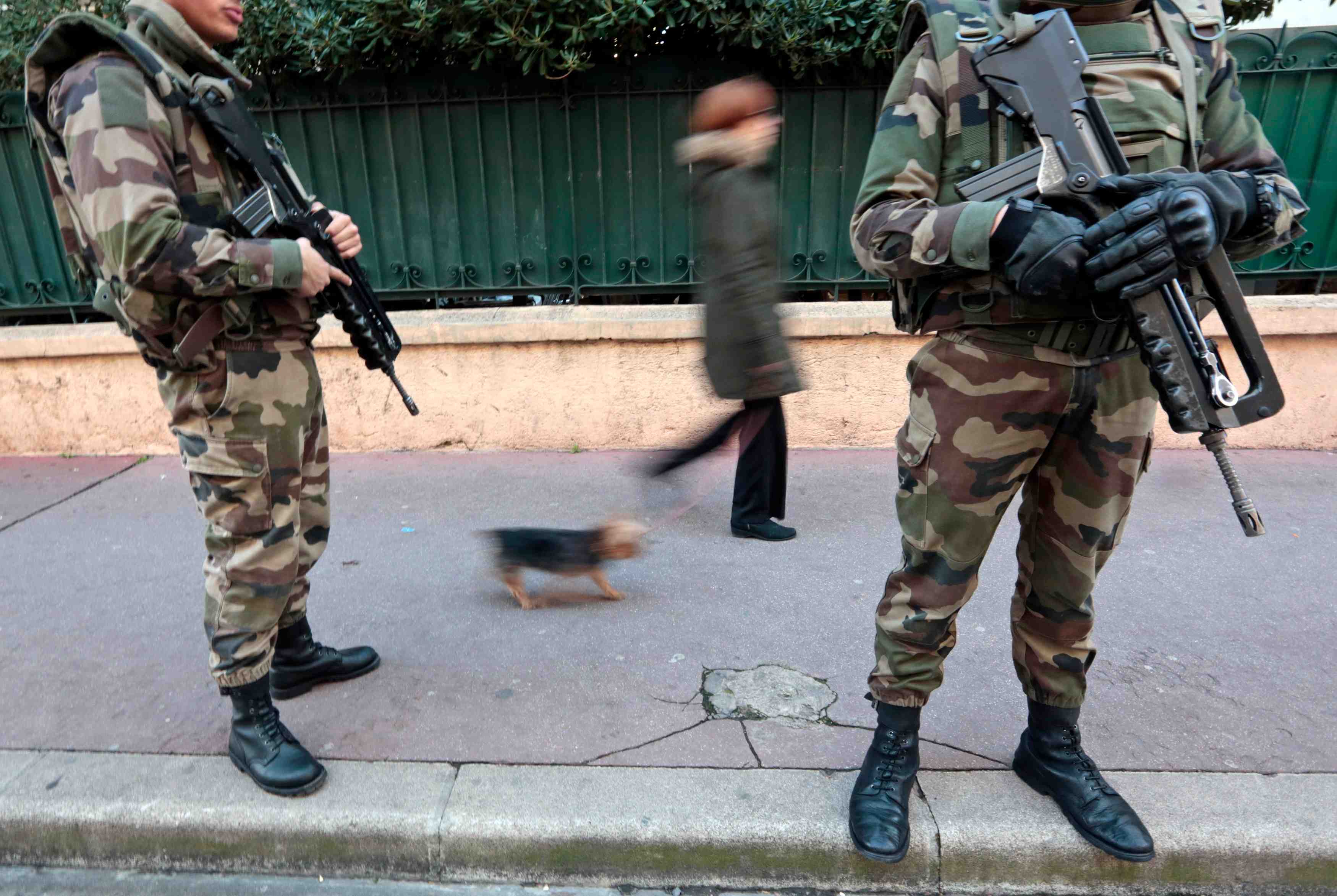 Une patrouille militaire attaquee a l'arme blanche dans le centre-ville de nice