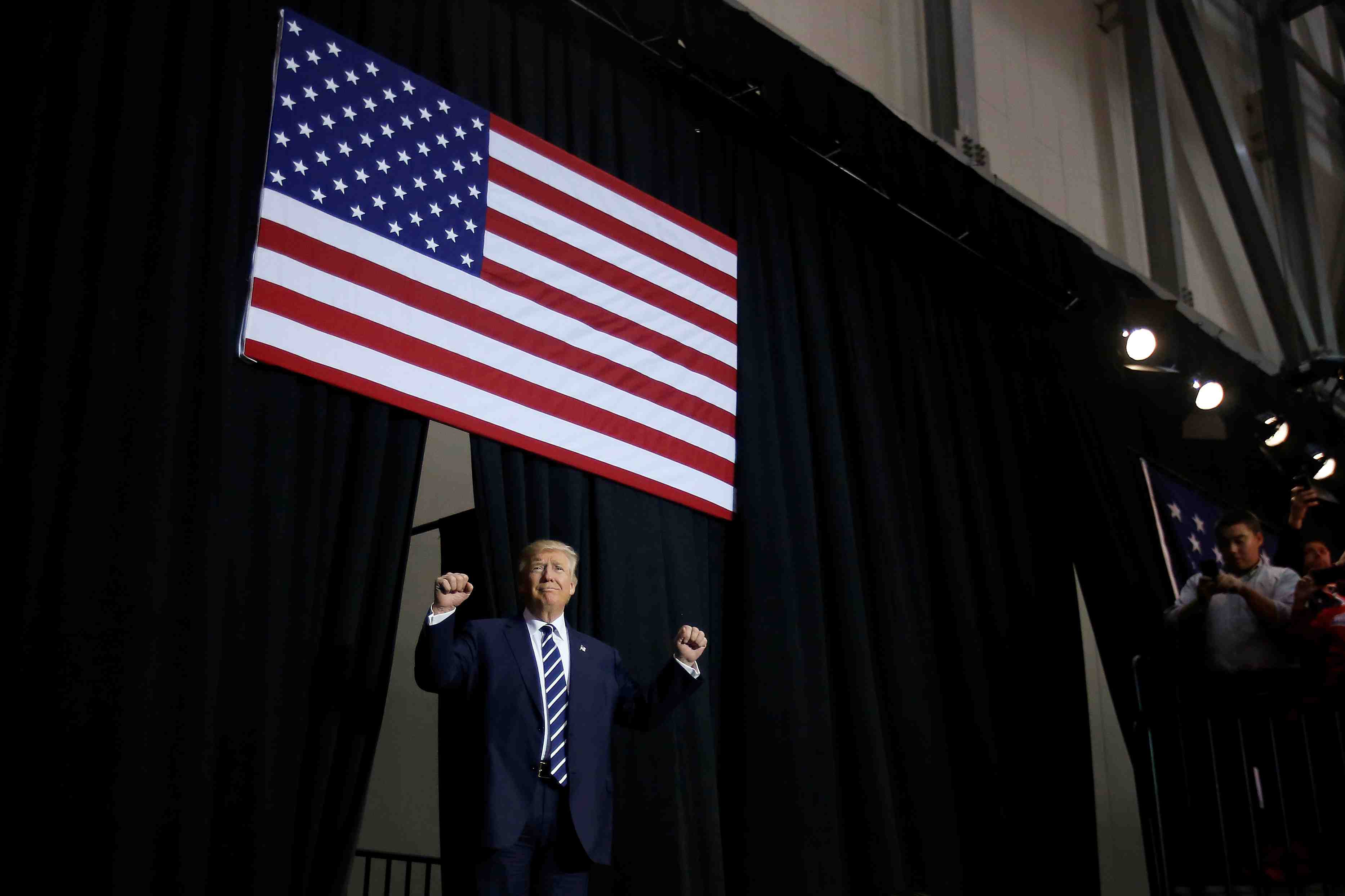 Trump donne vainqueur dans l'etat de floride selon l'agence ap
