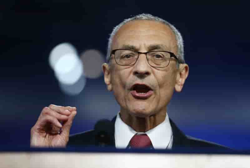L'ex-president de l'equipe clinton auditionne a la chambre
