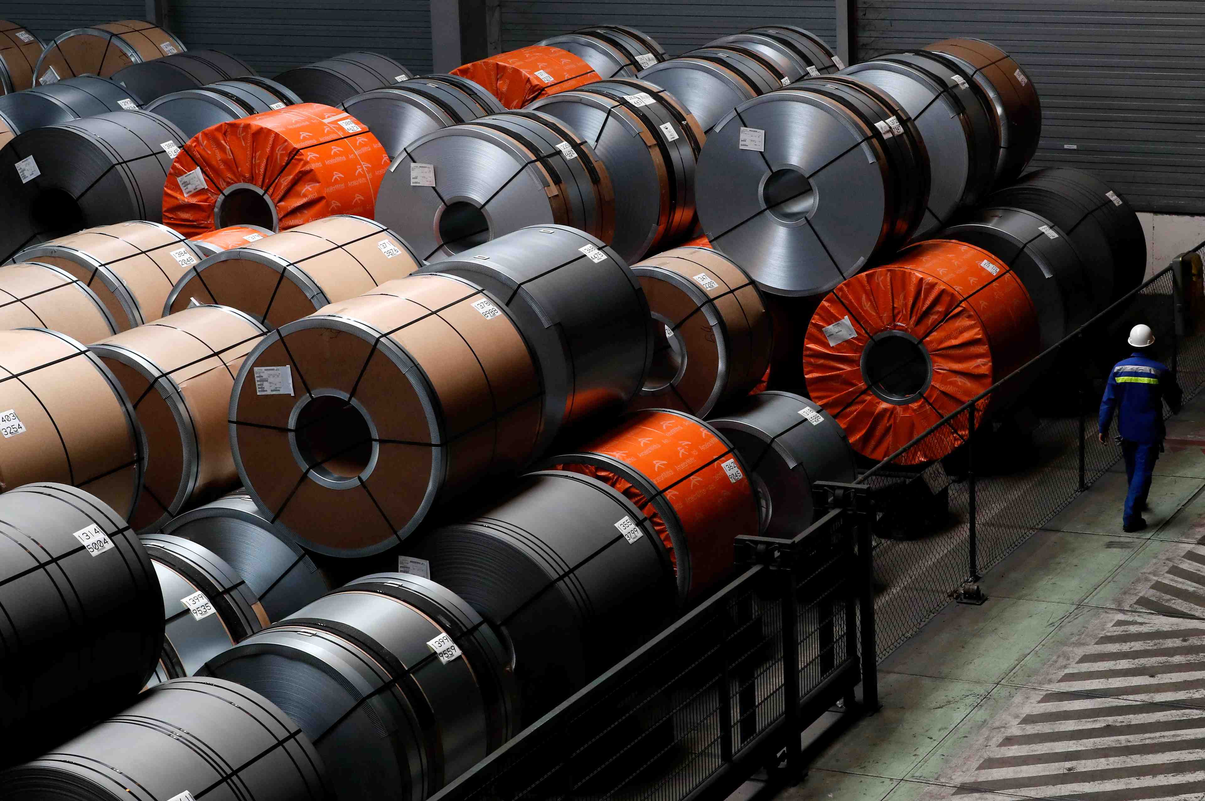Arcelormittal abaisse sa prevision de demande