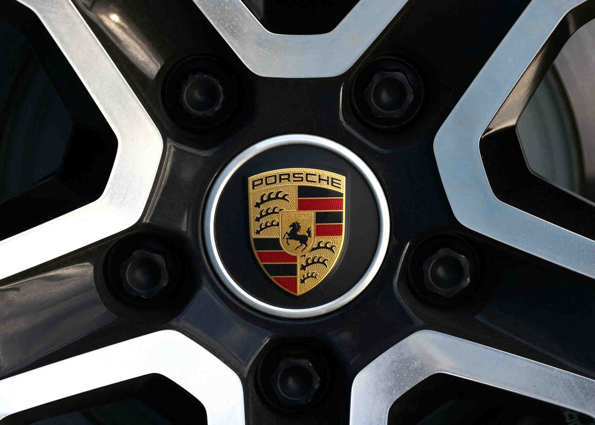 Le logo de porsche