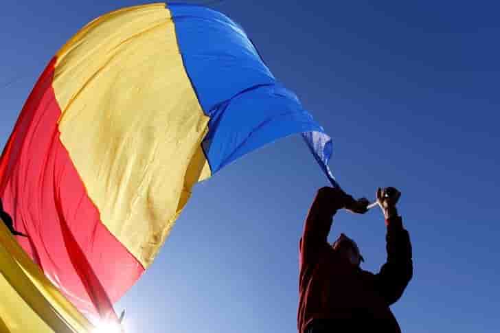 La roumanie se voit dans la zone euro en 2022